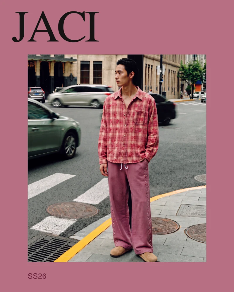 JACI ad: Portrait frame
